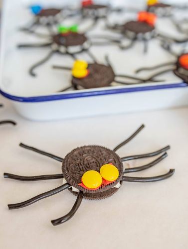 Easy Oreo Spiders