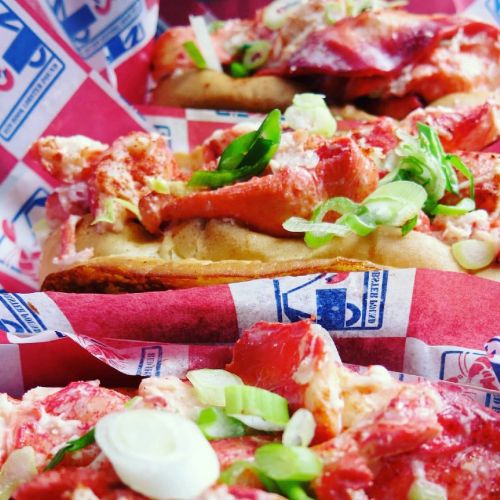 Best Modern Lobster Rolls: Red Hook Lobster Pound (New York, New York)