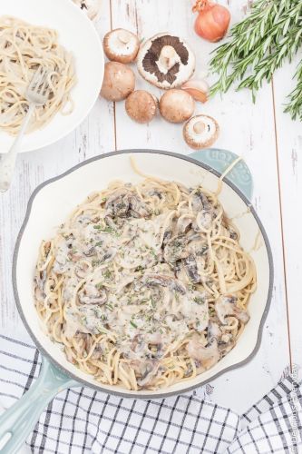 Vegan One Pot Creamy Mushroom Pasta