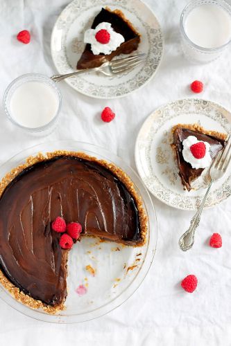 Vegan Chocolate Avocado Pie with Salted Almond and Date Crust