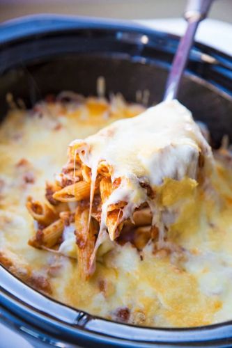 The Best Slow Cooker Baked Ziti