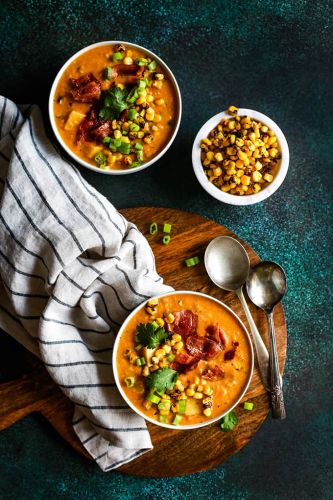 Slow Cooker Chipotle Pumpkin Corn Chowder