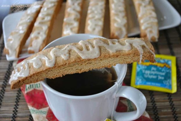 Eggnog Biscotti