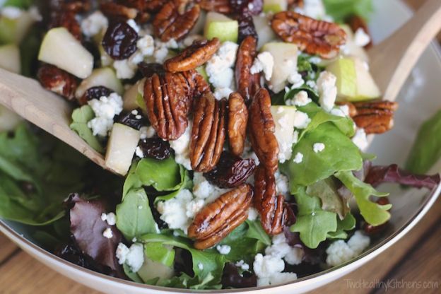 Salad With Goat Cheese, Pears, Candied Pecans And Maple-Balsamic Dressing