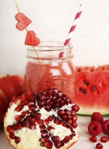 Pomegranate love