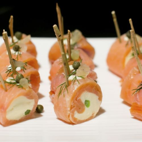 Salmon ricotta cheese rolls