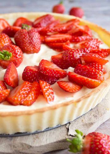 Strawberry Mascarpone Tart