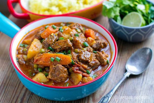 Moroccan Lamb Stew With Potatoes