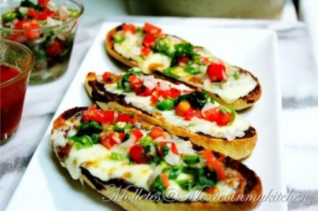 Molletes (Mexican Bruschetta)