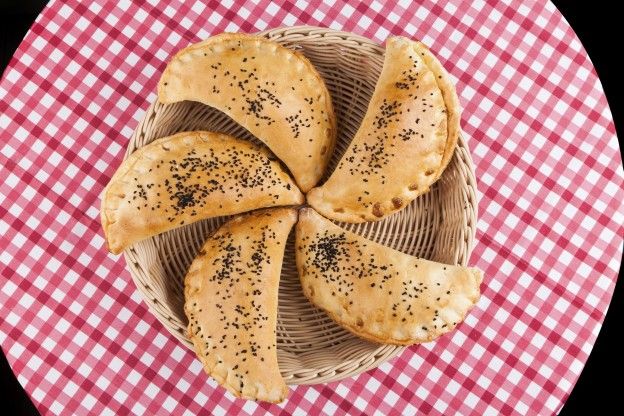 Asparagus puff pastry bites