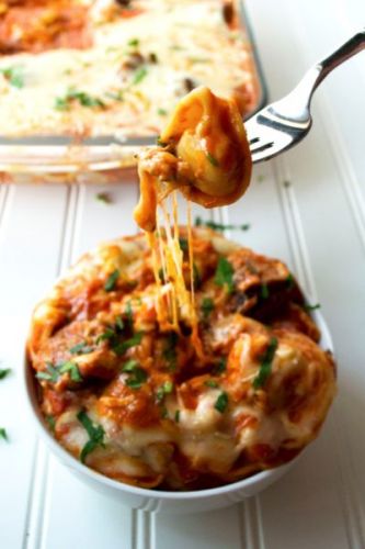 Five Ingredient Baked Tortellini Casserole