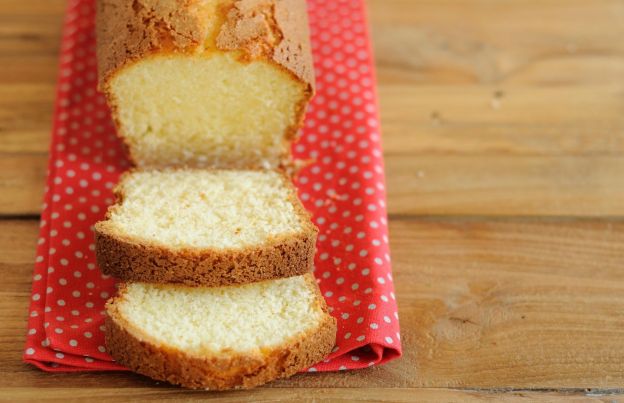 Yogurt cake