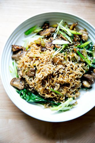 Vegan One-Pot Ginger-Scallion Ramen Noodles