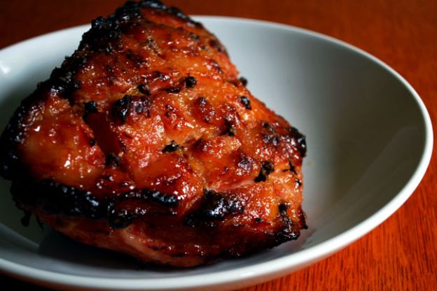 Glazed Ham in Ginger Beer