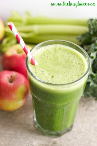 Green Juice with Mint and Coconut Water