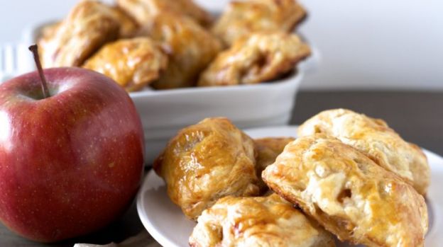 Healthy Apple Turnover Bites