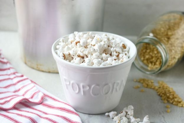 Healthy Homemade Popcorn