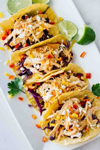 Healthy Sriracha Shredded Chicken Tacos