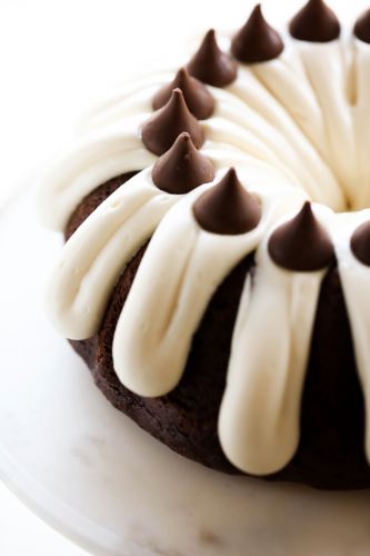 Hershey’s Kisses Bundt Cake