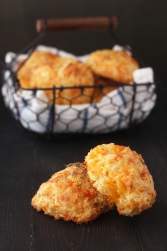 Homemade Cheesy Garlic Biscuits