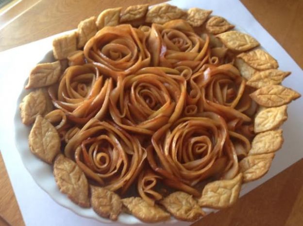 Rose bouquet tart