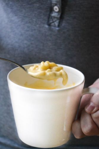 Instant Microwave Mac and Cheese in a Mug