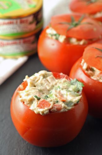 Jalapeno tuna-stuffed tomatoes