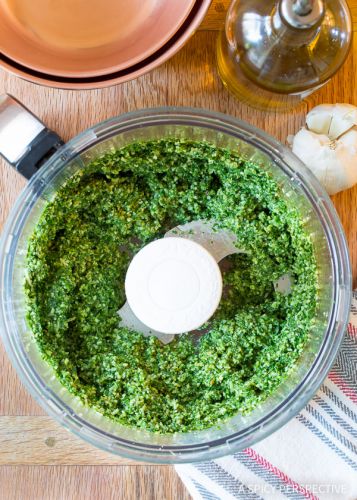 Easy 5-Ingredient Kale Pesto