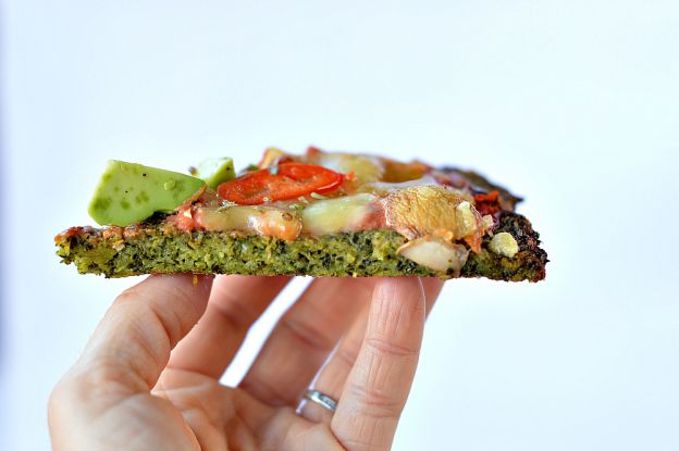 KALE PIZZA CRUST