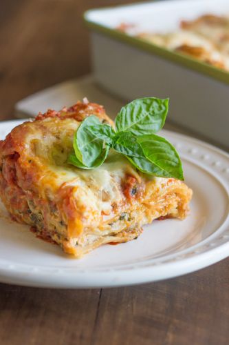 Spinach and artichoke chicken lasagna