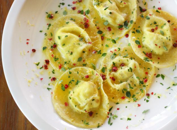 Lemon and goat's cheese ravioli