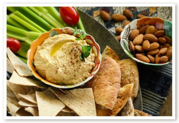 Almond hummus