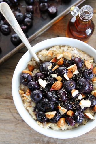 maple roasted blueberry almond oatmeal