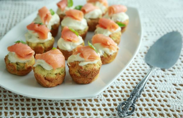 Mini salmon muffins