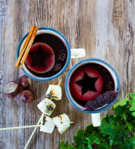 Mulled Blackberry Wine