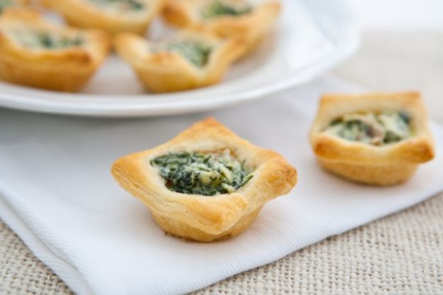 Mushroom and spinach tartlets