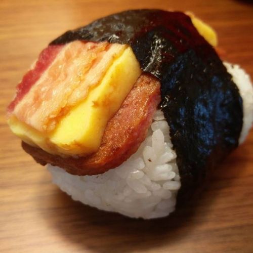 Musubi Cafe Iyasume - Honolulu, HI