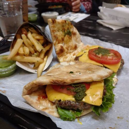 Naan burger