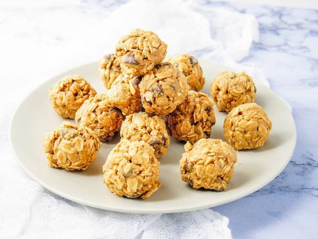 No Bake Chocolate Chip Cookie Dough Bites