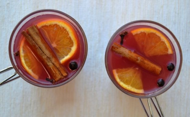 Non-Alcoholic Mulled Wine