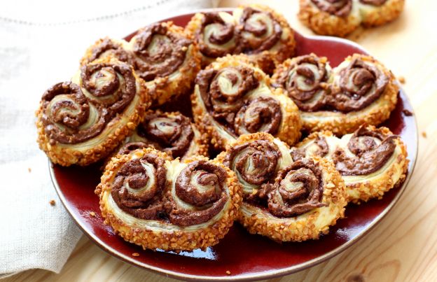 Praline-Crusted Nutella Palmiers