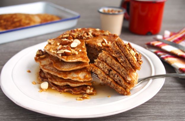 Nutty nut pancakes