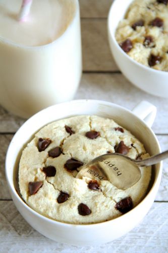 Oatmeal Cookie Dough Mug Cake