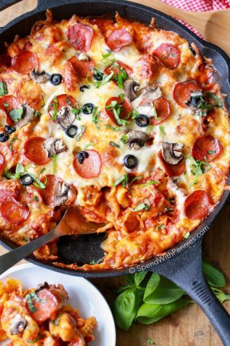 One Pot Pizza Tortellini Bake