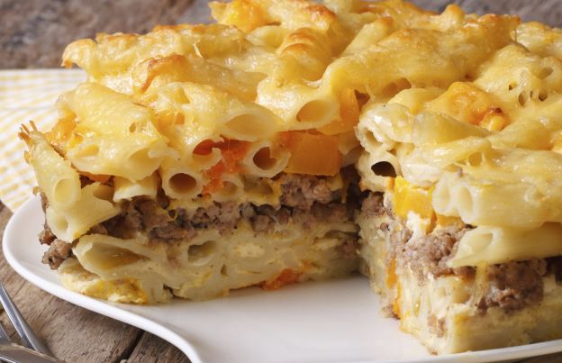 Beef and pasta bake