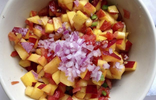 Spicy peach tomato salsa