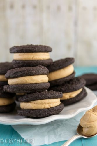 Soft Homemade Peanut Butter Oreos