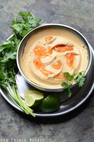 Peanutty Thai curry hummus