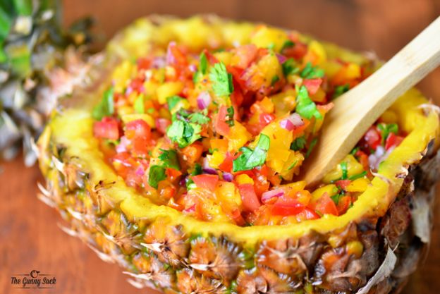 Pineapple salsa