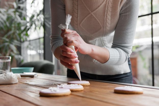 Make a DIY Piping Bag